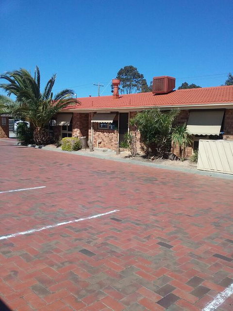 Werribee Park Motor Inn - C Tourism 1