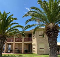 Whispering Palms - C Tourism