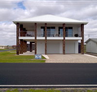 White Caps BB Apartment - C Tourism