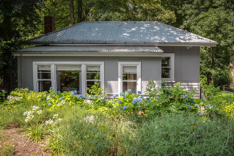 White Gates - C Tourism 2