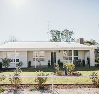 White on Wright Clare - C Tourism