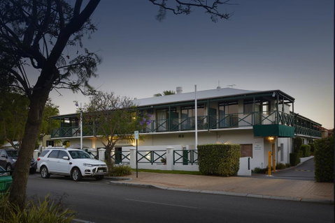 Windsor Lodge - C Tourism 0