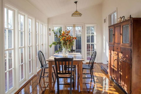Wormwood House - C Tourism 1