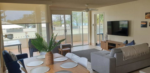 Wyuna Beachfront Holiday Apartments - C Tourism 1