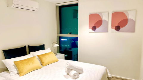 Xu's Residence@888 Collins St - C Tourism 1