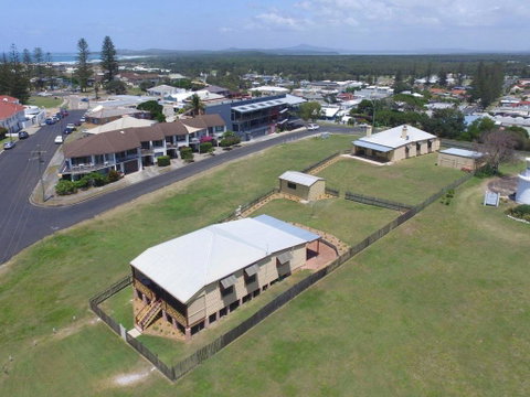 Yamba Pilot Cottage 1 - Pets Welcome - Close To Beach - C Tourism 2