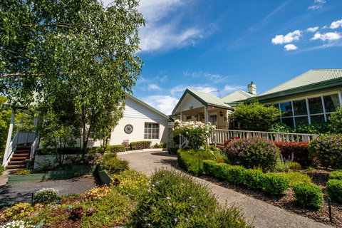 Yarra Gables - C Tourism 1