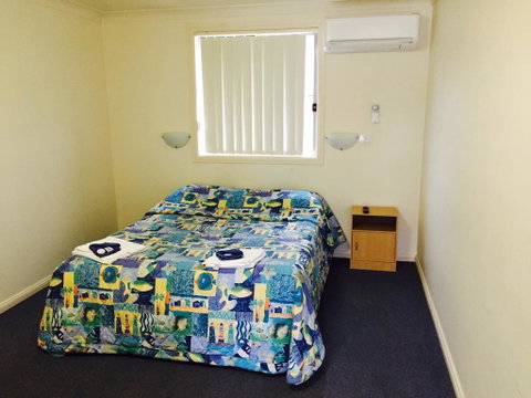 Yetholme Motor Inn - C Tourism 1