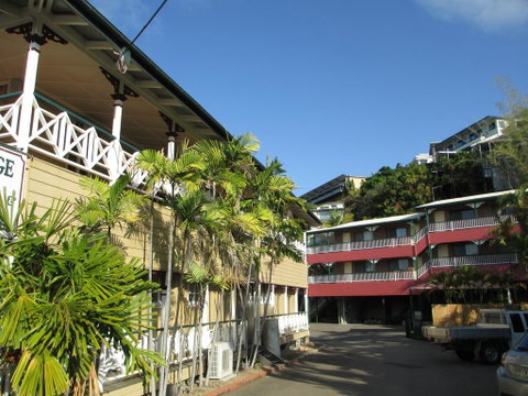 Yongala Lodge By The Strand - C Tourism 1