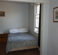 Young Budget Accommodation - C Tourism