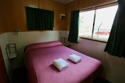 Young Tourist Park - C Tourism 3