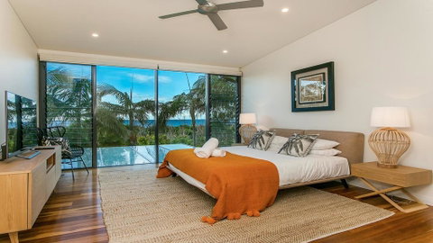 Your Luxury Escape - Kiah 11 Beach House Ocean Views - C Tourism 0