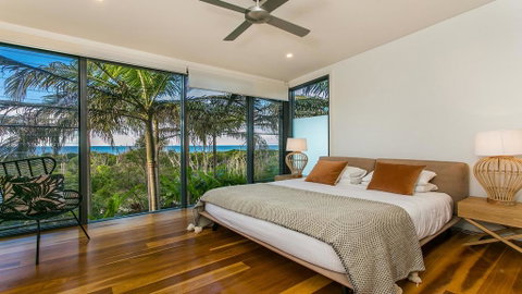 Your Luxury Escape - Kiah 11 Beach House Ocean Views - C Tourism 3