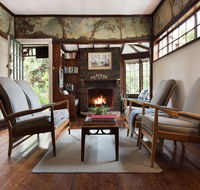 Zelman Cottage - C Tourism