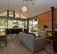 Elfin Hill Vineyard Accommodation - C Tourism