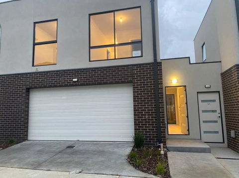 30 Minutes To Airport-3BR-Unfurnished-LUGarage-29G - C Tourism 0