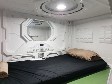 Abbotsford Private Rooms & Pods - 15 Charles Homestay - C Tourism 1