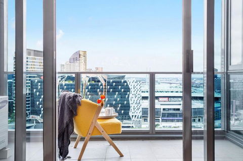 A 2BR Apt With Harbour Views And FREE Parking - C Tourism 0