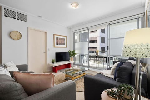 A Comfy 2BR Apt For 7 Next To Darling Harbour - C Tourism 3