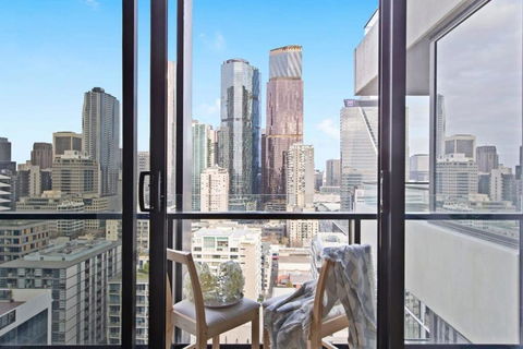 A Modern Apt Near Southern Cross With City Views - C Tourism 0