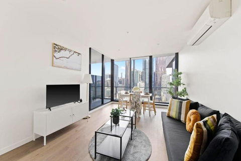A Modern Apt Near Southern Cross With City Views - C Tourism 1