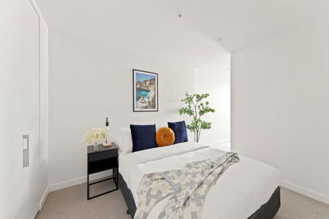 A Modern Apt Near Southern Cross With City Views - C Tourism 2