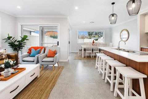 A Refreshing Mudgee Getaway At Felicitys On Court - C Tourism 0