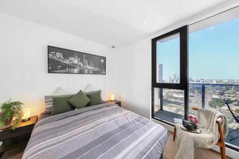 A Stylish 2BR Apt With City Views In Southbank - C Tourism 2