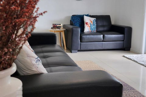 Abode On Market In The Heart Of Woolgoolga - C Tourism 1