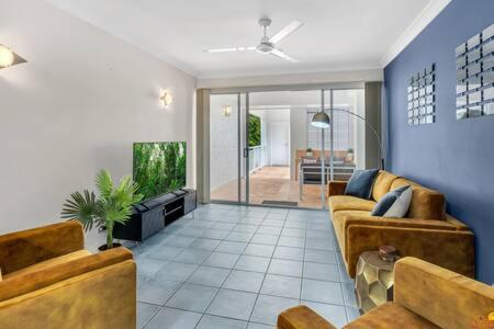 Absolute Superb Location Ocean Views Beachfront - C Tourism 4