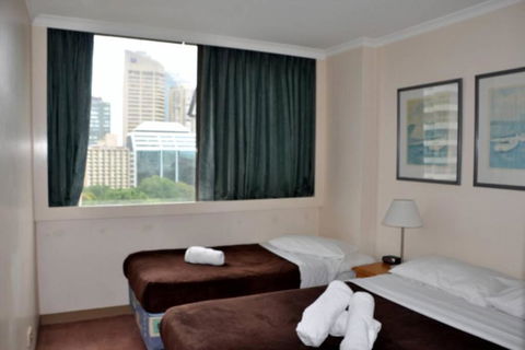Accommodation Sydney: Hyde Park View 2 Bedroom 1 Bathroom Pet Friendly Apartment - C Tourism 0