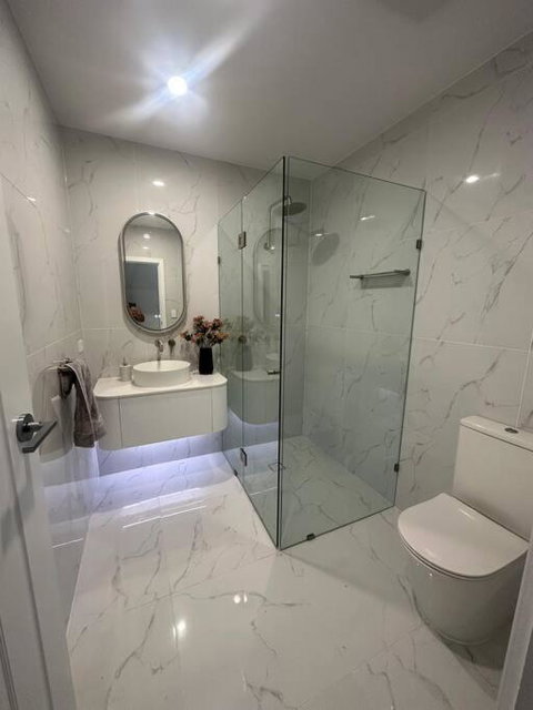 Adelaide - Upmarket Water Front Home - C Tourism 4