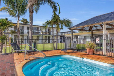 Admirals Lodge - C Tourism 3