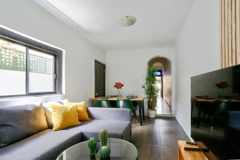 Affordable 2 Bedroom House Surry Hills 2 E-Bikes Included - C Tourism 0