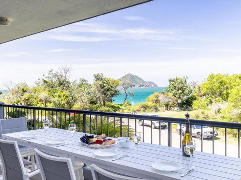 Albacore 3 Waterfront Pool Lift And Views - C Tourism 0