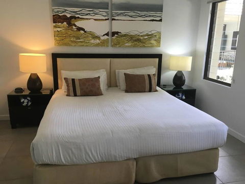 Amazing Rooftop Resort Experience With Hot Tub - C Tourism 2