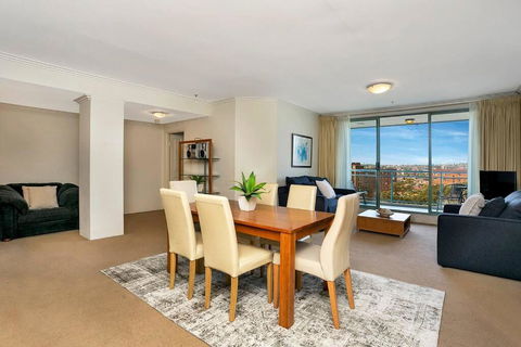 ALF49-Huge 2BR Penthouse Style, Great Water Views - C Tourism 1