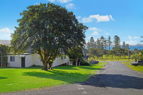 Almare 7 Gowing Street - C Tourism 1