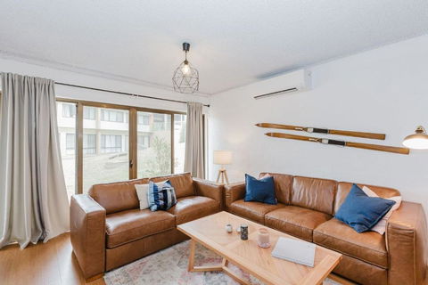 Alpine Mountain View - 24 Of 13-15 Kirwan Close - C Tourism 2