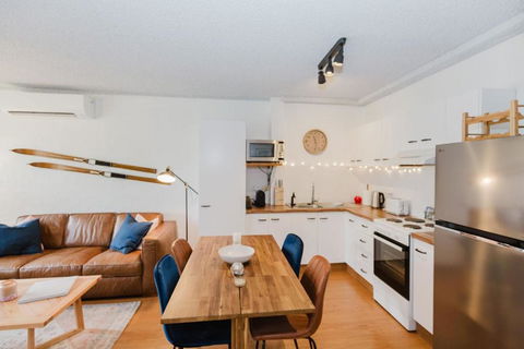 Alpine Mountain View - 24 Of 13-15 Kirwan Close - C Tourism 3