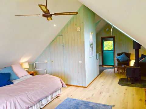 Alyeska Loft - Apollo Bay Studio Loft Apartment - C Tourism 0