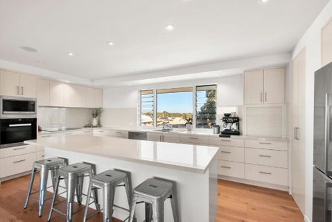 Anderson Street 22, Battery Hill - C Tourism 2