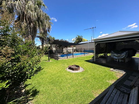 Anglers Paradise Yarrawonga - C Tourism 1