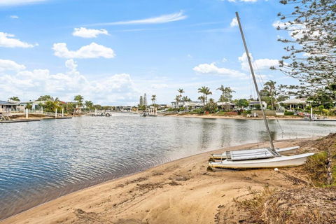 Anjuna, 2 Bedroom Apartment On Canal - C Tourism 2