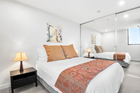 Artistic Urban Getaway Just Off Smith Street! - C Tourism 2