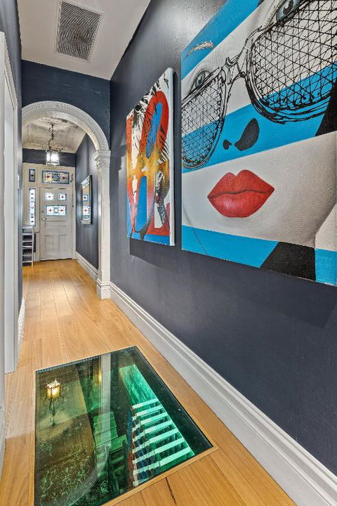 Artscape, Newtown Villa - C Tourism 3