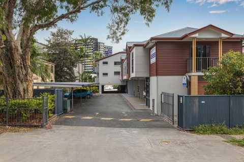 Asraport Motel - C Tourism 4