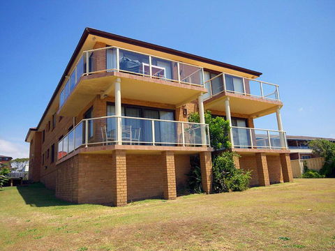 Avilla Court 1 - C Tourism 3