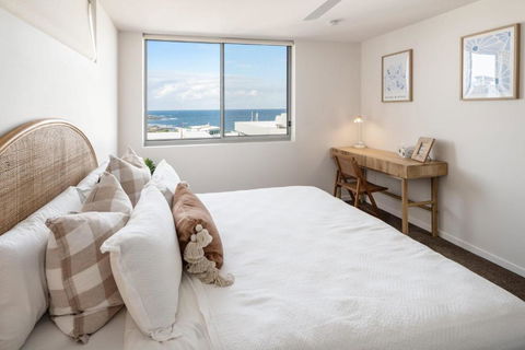 Azure Oceanside Apartment At Kings Beach - C Tourism 2