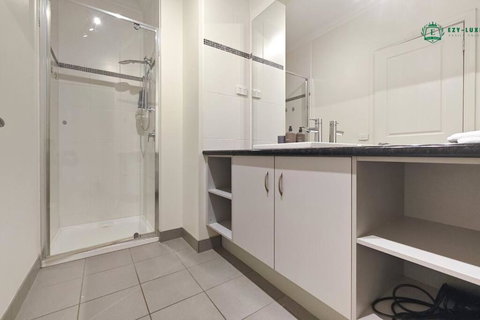 Balwyn Luxury 5BR Mansion With Cinema & BBQ - C Tourism 1